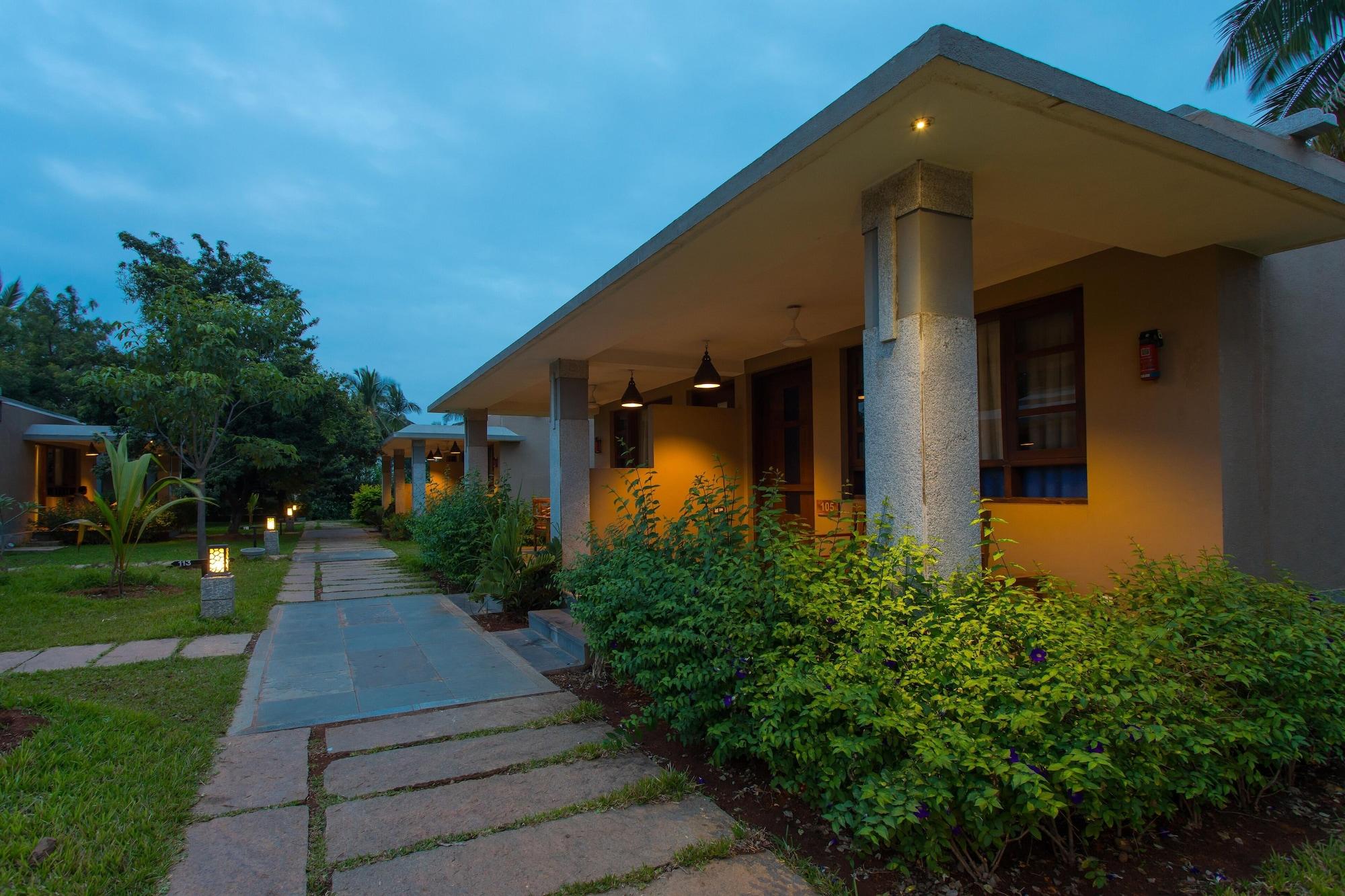 Heritage Resort Hampi Luaran gambar