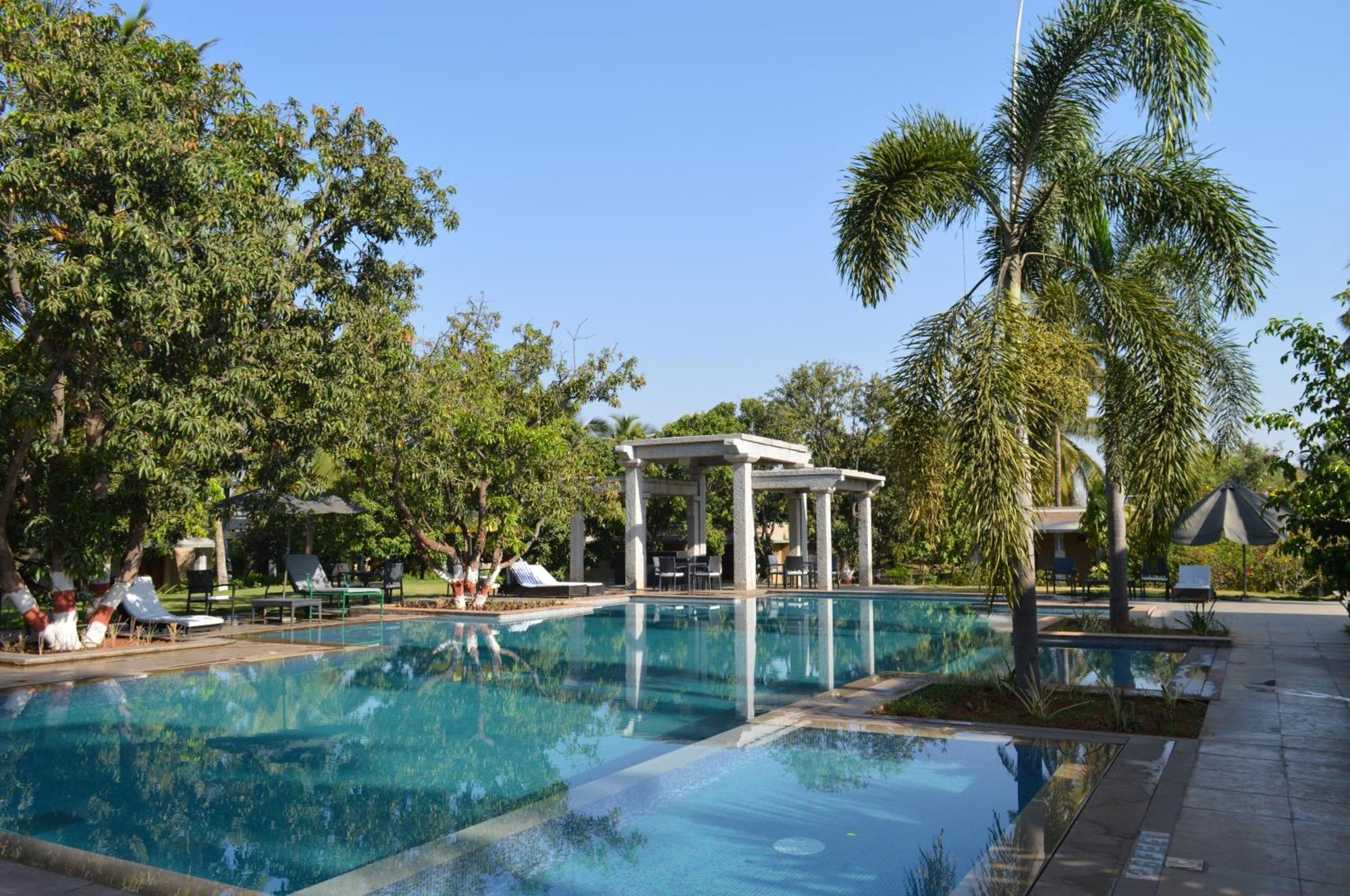 Heritage Resort Hampi Luaran gambar